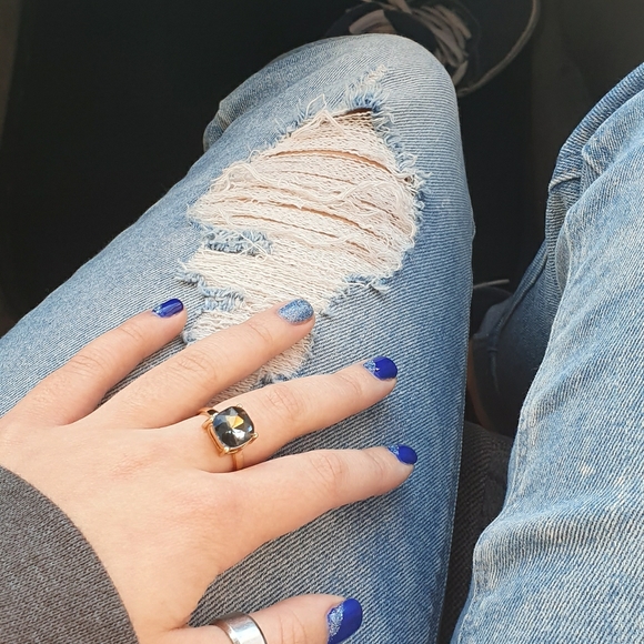 Meet your Posher, Mandy - Picture 1 of 1